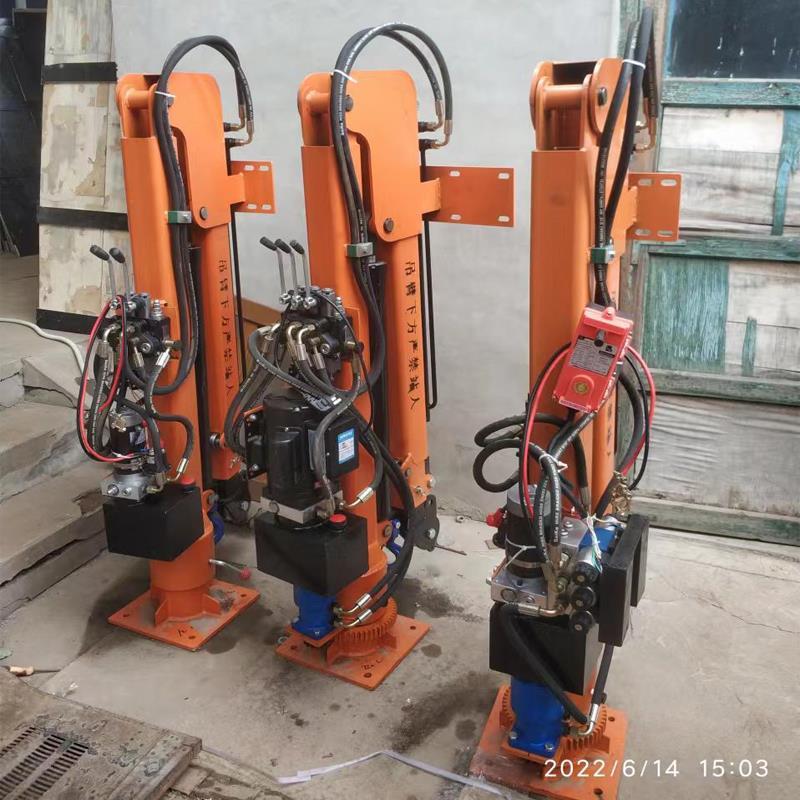 易县重汽蓝牌随车吊 3.2吨 国六动力强 液压驱动 农用自卸起重机